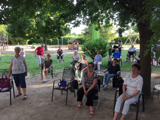 ,,C�cilia singt wieder"!